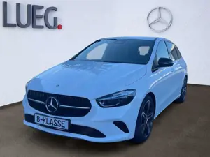 Mercedes-Benz B 200 PROGRESSIVE-ADVANCED+NIGHT+AHK+DISTRONIC