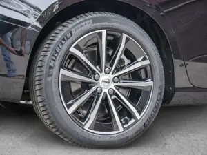 Volvo V60 T8 Plus Dark Recharge Plug-In Hybrid AWD Bild 4