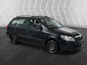 Skoda Fabia 1.6 TDI Combi Classic TÜV 07/2027 Bild 3