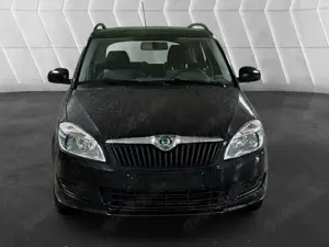 Skoda Fabia 1.6 TDI Combi Classic TÜV 07/2027 Bild 2