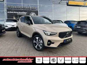 Volvo XC40 B3 B DKG Ultra Dark+Standh+PixelLED+