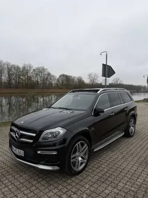 Mercedes-Benz GL 63 AMG • Voll • Scheckheft • MBGar