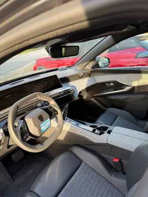 Peugeot 3008 145 Hybrid e-DSC Allure,Szhg,360°,ACC,Navi,LED Bild 5