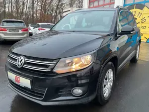 Volkswagen Tiguan 1.4 TSI Sport  Style Navi Kamera PDC AHK