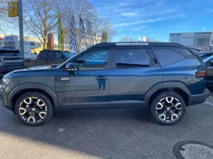 Dacia Bigster Hybrid 155 Journey Bild 3