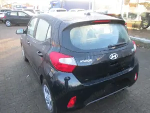 Hyundai i10 Select 1.0 EU6d RFK DAB Android Apple CarPlay Bild 4