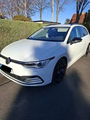 Volkswagen Golf Variant Life eTSI