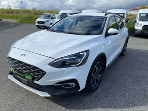 Ford Focus 2.0 EcoBlue Active LED+Navi+SHZ+Kamera+DAB Bild 2