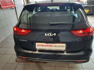 Kia Ceed SW / cee'd SW 1.5 T-GDI  Sportswagon Bild 3