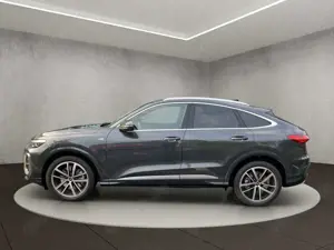 Audi Q5 TDI quattro 150 kW S tronic Bild 2