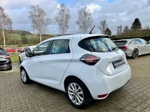 Renault ZOE °Experience°52 kWh°Winterpaket°Kamera°LED° Bild 4