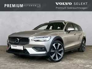 Volvo V60 Cross Country Ultimate AWD HUD Pano Harman/Kardon
