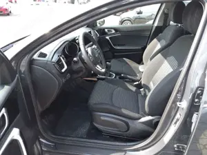 Kia Ceed / cee'd Sportswagon 1.0T Vision Navigation Bild 5