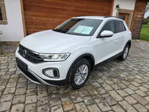 Volkswagen T-Roc 1.5 TSI DSG Life, Kamera, Winterpaket, ACC, Climat