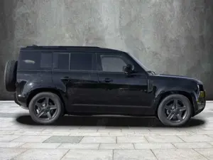 Land Rover Defender 110 D250 X-Dynamic SE Bild 5