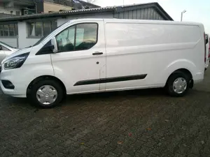 Ford Transit Custom 300 L2 Trend Bild 2