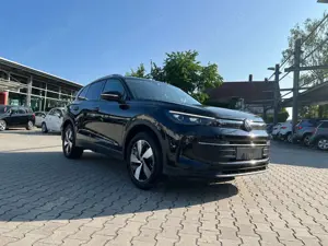 Volkswagen Tiguan 2.0 TDI Life *LED Plus Navi AHK IQ.DRIVE* Bild 5