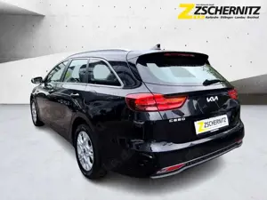 Kia Ceed SW / cee'd SW Ceed Sportswagon 1.5 T-GDI DCT 48V Ultimate Editi Bild 3
