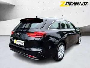 Kia Ceed SW / cee'd SW Ceed Sportswagon 1.5 T-GDI DCT 48V Ultimate Editi Bild 4