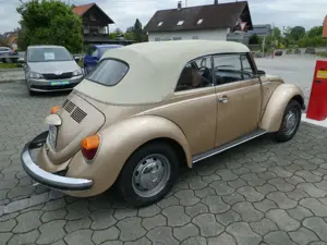 Volkswagen Käfer Cabriolet 1303 Orig 40´km aus Wolfsburg Bild 5
