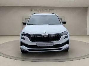 Skoda Karoq Karoq 1.5 TSI *Sportline*AHK*SHZ  Navi/Autom./LED Bild 2
