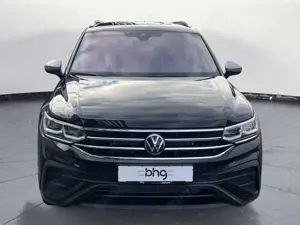 Volkswagen Tiguan Allspace Life 2,0 l TDI SCR 110 k W 7-Gan Bild 3