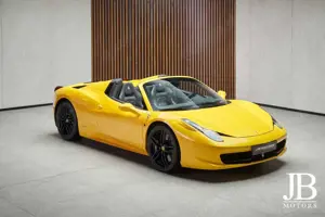 Ferrari 458 Spider Racing Seats Carbon Lift LED