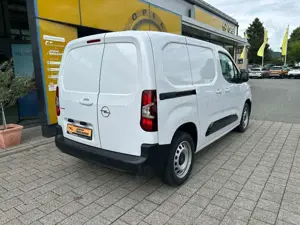 Opel Combo E Cargo 1.5 Basis **Navi*PDC** Bild 4