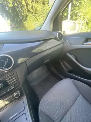 Mercedes-Benz B 220 CDI (BlueEFFICIENCY) 7G-DCT