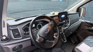 Ford Transit Custom Transit Custom 300 L1H1 LKW VA Autm. Limited Bild 4