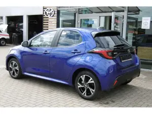 Toyota Yaris 1.5 Hybrid Teamplayer Bild 3