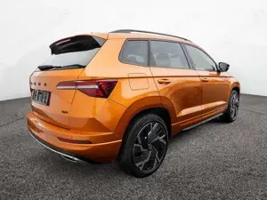 Skoda Karoq 2.0 TDI Sportline 4x4 DSG AHK ACC PANO Bild 3