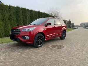 Ford Kuga Kuga 1.5 EcoBoost 2x4 ST-Line *Neuwertig* Panorama