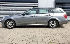 Mercedes-Benz E 220 T CDI DPF BlueEFFICIENCY 7G-TRONIC Elegance