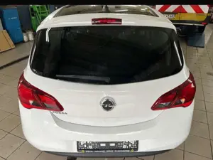 Opel Corsa Corsa 5-Türer 1.4 Color Edition Bild 5