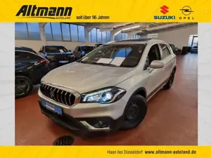 Suzuki SX4 S-Cross Comfort+ 4x4 Autom.Pano LED Kam. Winterräder Lede Bild 1