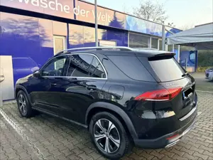 Mercedes-Benz GLE 350 e 4Matic 9G-TRONIC Exclusive Bild 4