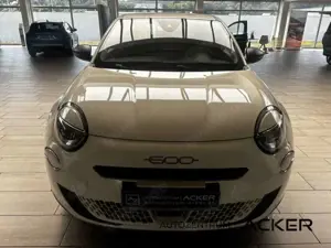 Fiat 600 Hybrid Aut. LED PDC Tempomat -28%* Bild 5