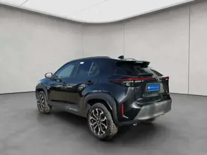 Toyota Yaris Cross Hybrid 1.5 VVT-i Teamplayer Bild 3