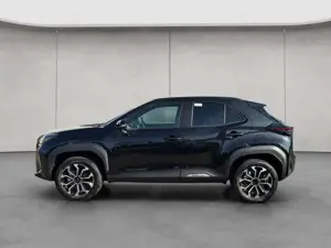 Toyota Yaris Cross Hybrid 1.5 VVT-i Teamplayer Bild 2
