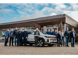 Hyundai i10 1.2 AMT Prime Navi Apple Android Klimaautom DAB SH Bild 2