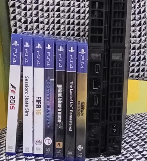 PS4 spielekonsole und ein paar spiele dazu