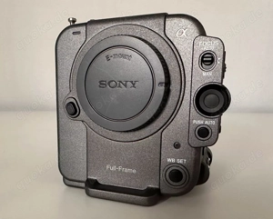 SONY ILME-FX6V (FX6)   35mm Full-Frame Cinema Camcorder