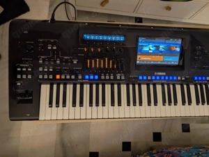 Yamaha Genos 2 Keyboard mit Garantie - 1 Monat alt inkl. Tasche