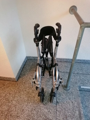 Verkaufe Rollator   Rollstuhl