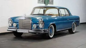 Mercedes-Benz 560 SEB W111 Kraftpaket