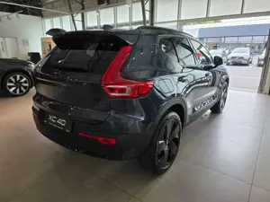 Volvo XC40 B3 Plus Black Edition Bild 5