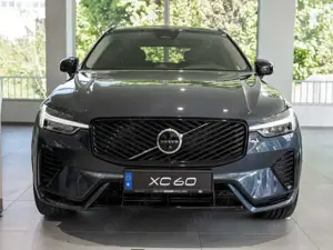 Volvo XC60 T8 Ultra Dark Recharge Plug-In Hybrid AWD Bild 3