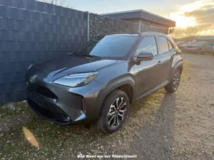Toyota Yaris Cross 1.5 HEV Style Ash Grey Lager