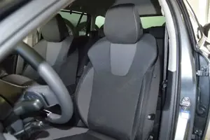 Skoda Octavia Combi Selection 2.0 TDI DSG LED Navi Rückfahrka... Bild 4